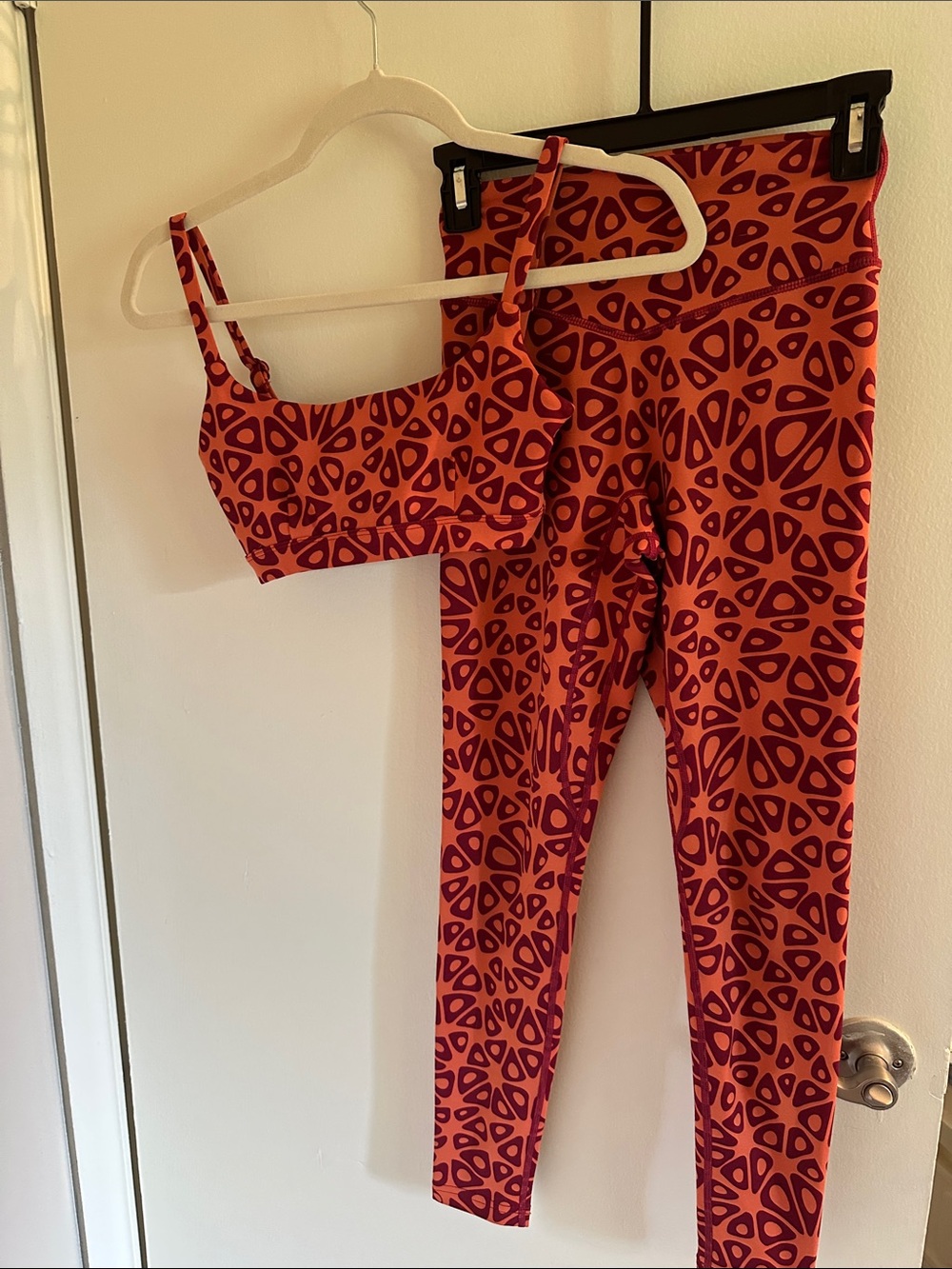 Women's vitality orange Patterned Leggings & Crop Top Set - Stretch Activewear